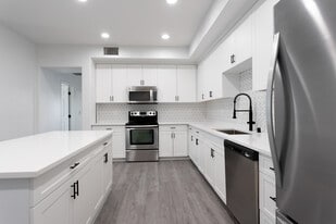 Interior Photo - Placita Luxe