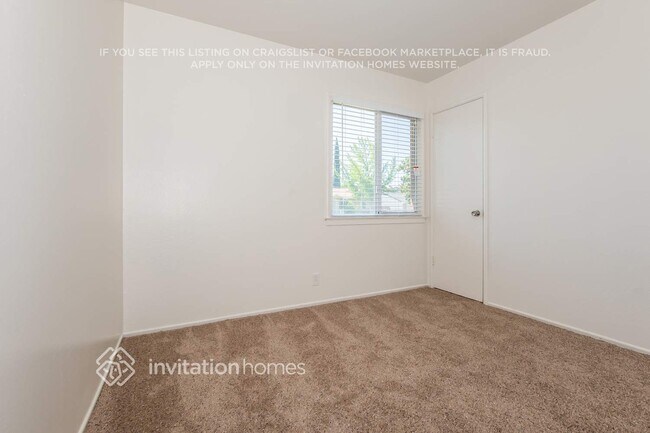 Building Photo - 4553 Goya Pkwy