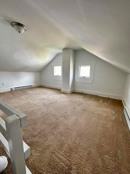 Building Photo - 320 North St