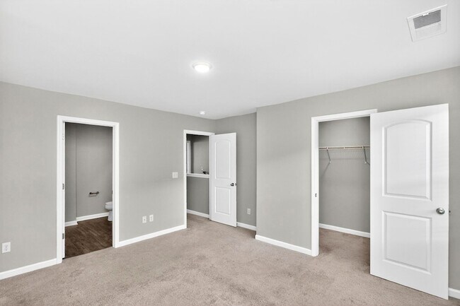 Building Photo - 1017 Glen Marcus Dr