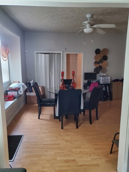 Building Photo - 2862 N Olney St