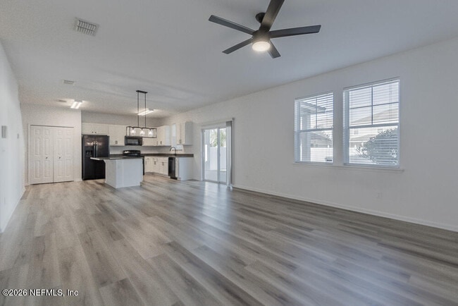 Building Photo - 12181 Hazelmoor Ct