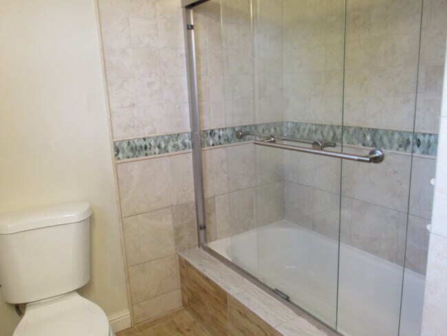 Building Photo - Beautiful 4 Bed, 2.5 Bath Home in Perfect San Ramon Location