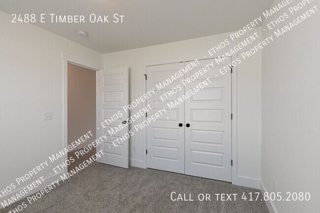 Building Photo - 2488 E Timber Oak St