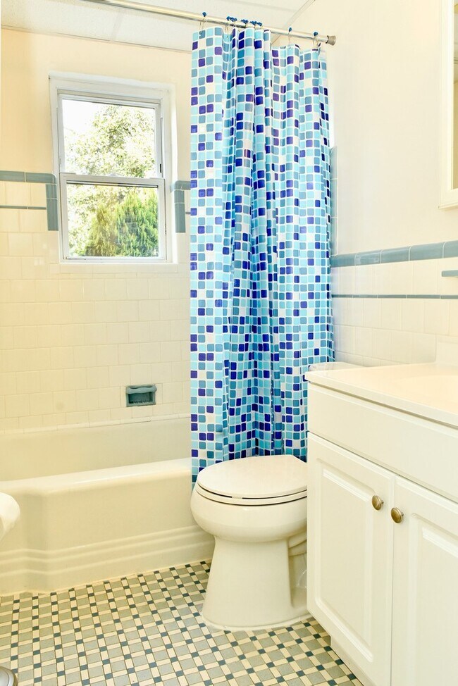 Building Photo - Frederick, MD