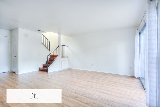 Building Photo - Cozy and Convenient 2-Bedroom, 1-Bath Home in Riverside