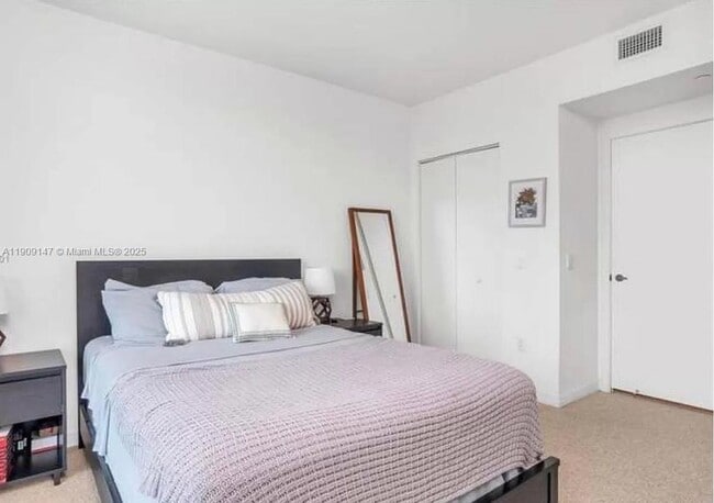 Building Photo - 1100 S Miami Ave