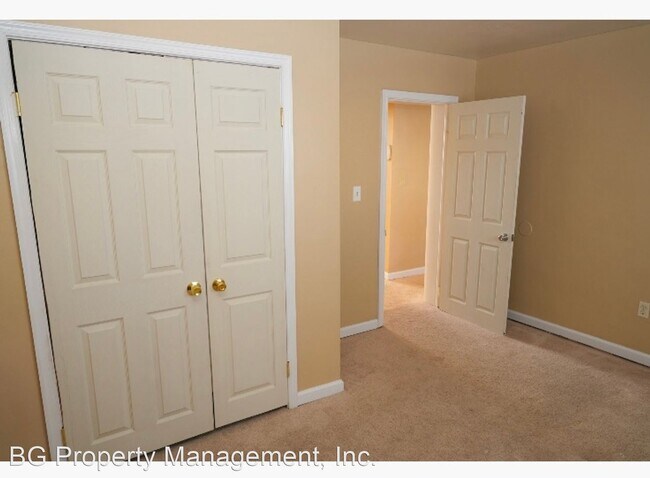 Building Photo - 2 br, 1 bath House - 6414 Fairdel Avenue A...