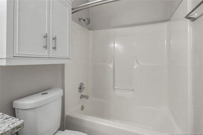 Building Photo - 106 Bluejay Ct