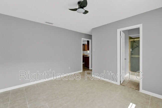 Building Photo - 3705 Rundo Dr