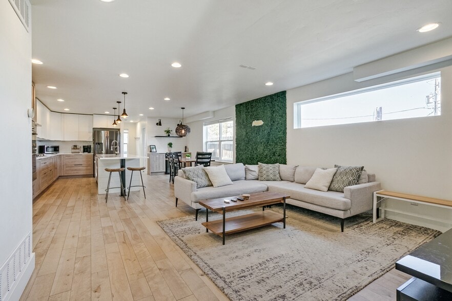 Building Photo - 3044 N Speer Blvd