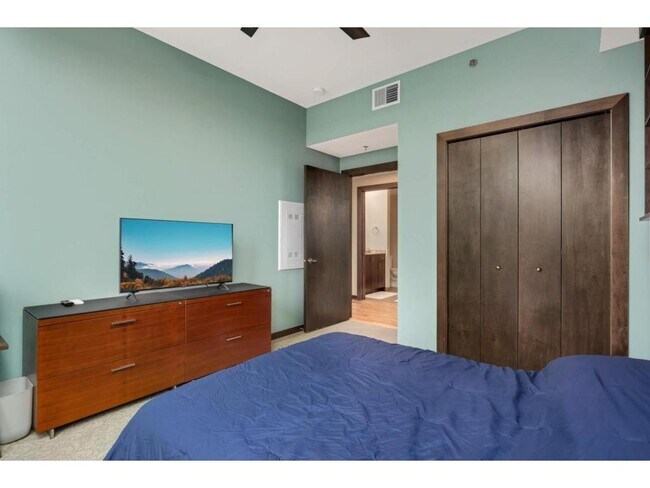 Building Photo - 1240 S 2nd St