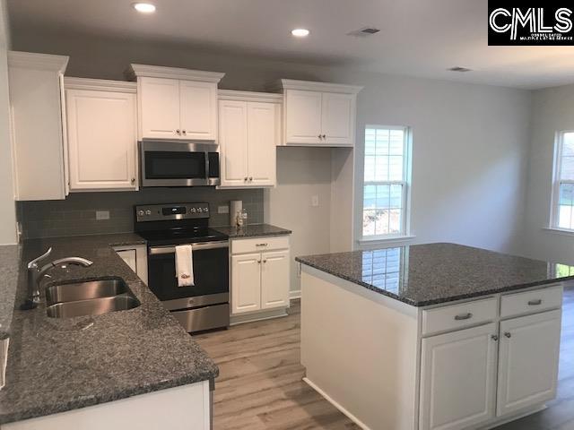 Building Photo - 1403 Tamarind Ln