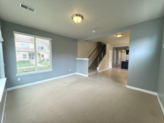 Building Photo - AVAILABLE JULY 1ST | 3 BED | 2.5 BATH | $2,295/MO