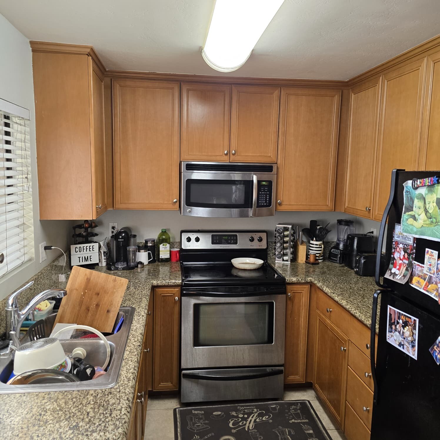 Building Photo - 1423 Graves Ave