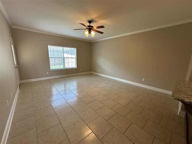 Building Photo - 4014 Mobley Cir