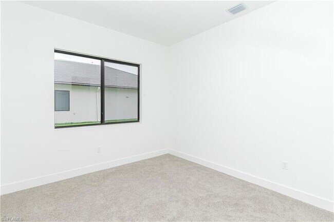 Building Photo - 5114 Panella Ave