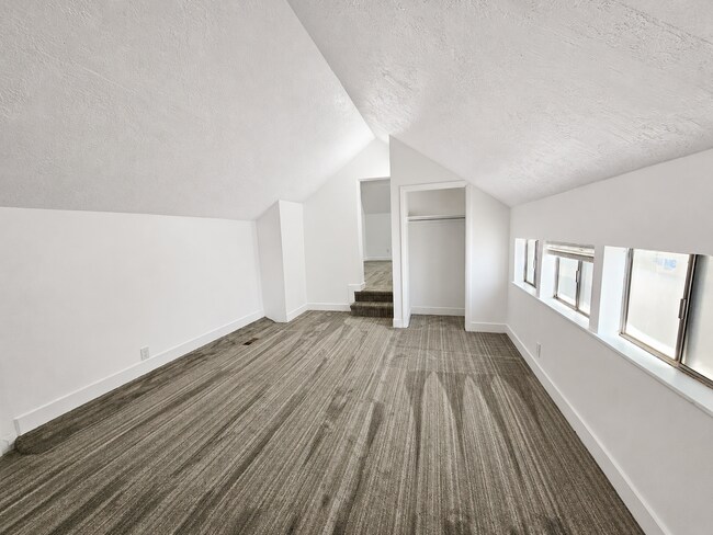 Building Photo - 13224 S Redwood Rd
