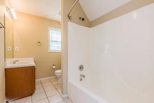 Building Photo - 5990 Zane Ct