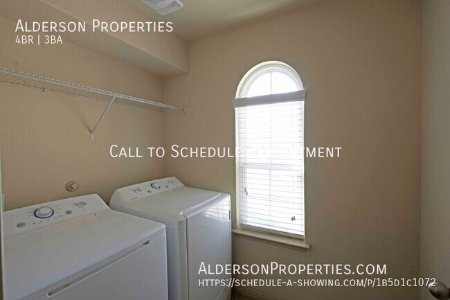 Building Photo - 864 Foxfire-