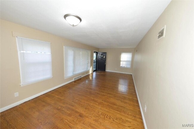 Building Photo - 6127 Shillington Dr