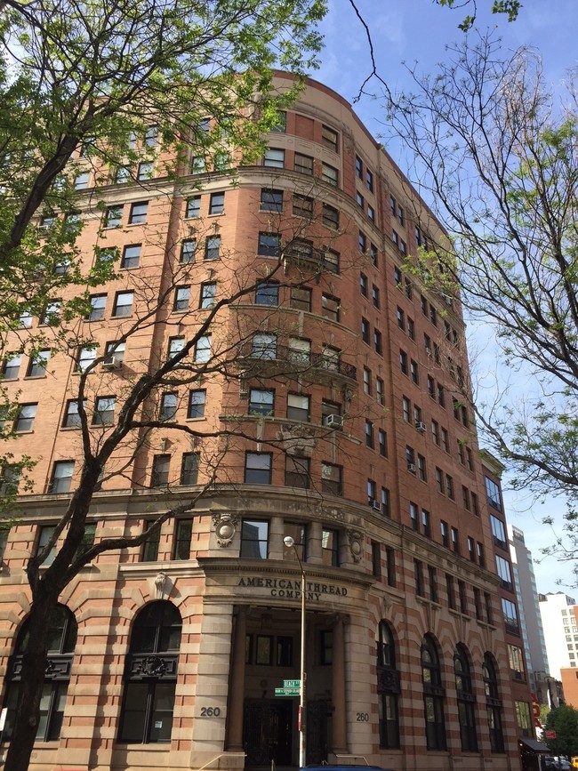 Building Photo - The American Thread Building