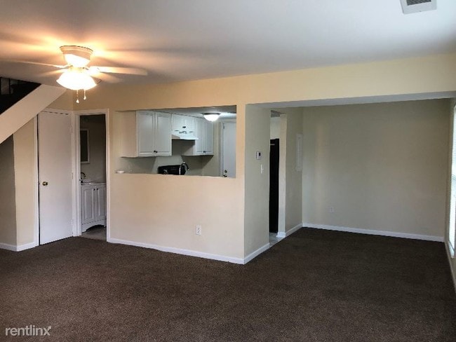 Building Photo - 3241 Lupine Dr