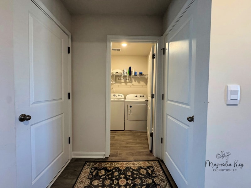 Building Photo - 514 Strawberry Fld Wy