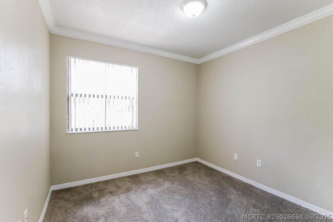 Building Photo - 8943 SW 228th Ln