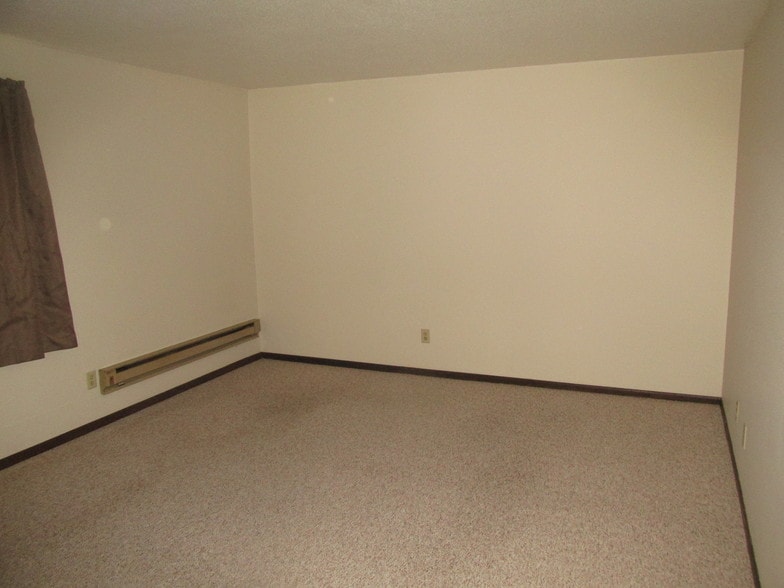 Bedroom 1 - 414 10th Ave S