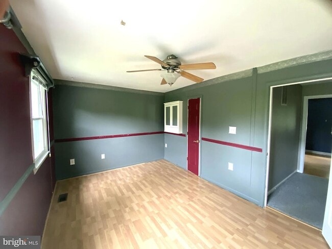 Building Photo - 14917 Lee Hwy