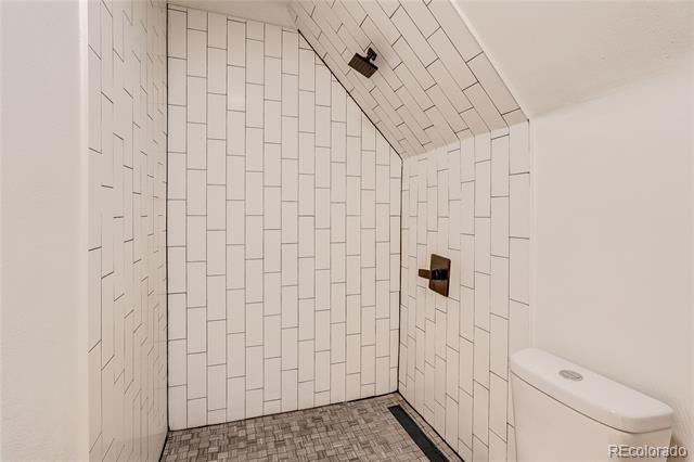 Building Photo - 1036 W 9th Ave