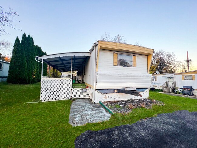 Building Photo - 2 Bedroom 1 Bathroom Home For Rent