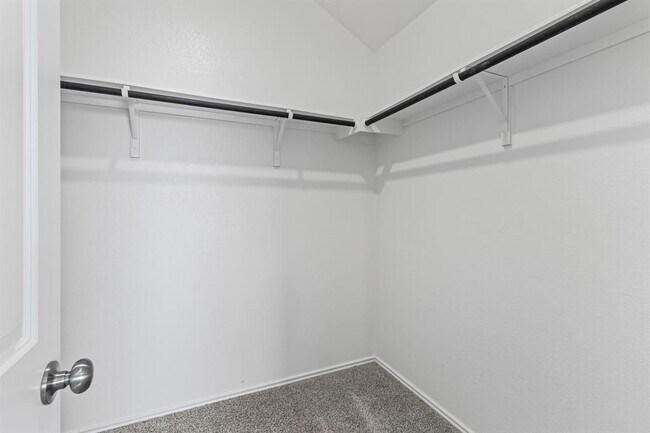 Building Photo - 308 Majestic Cedar Ct