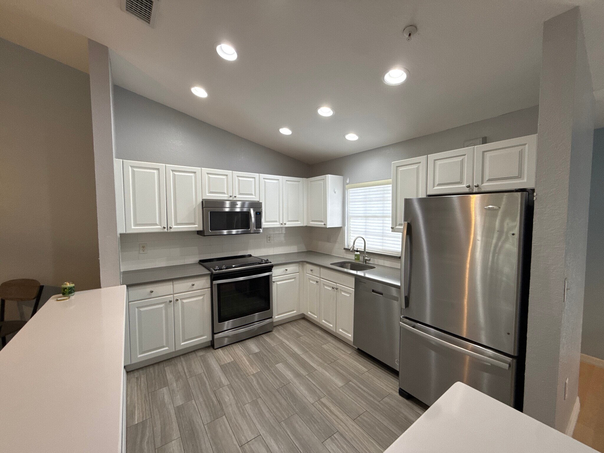 Building Photo - 8389 Wingate Dr