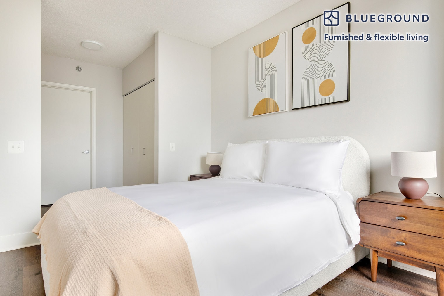 Building Photo - 300 N Canal St