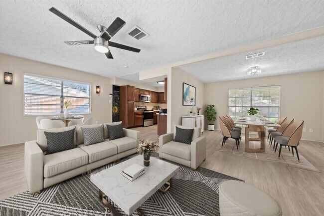 Building Photo - 5826 Spruce Forest Dr