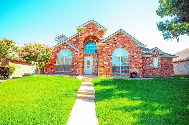 Primary Photo - 1135 Emily Ln