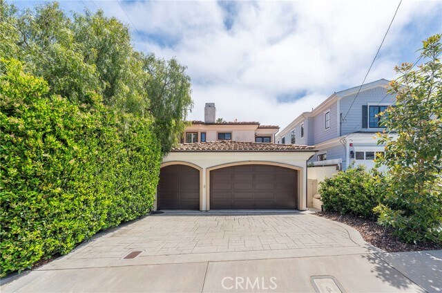 Building Photo - 880 11th St