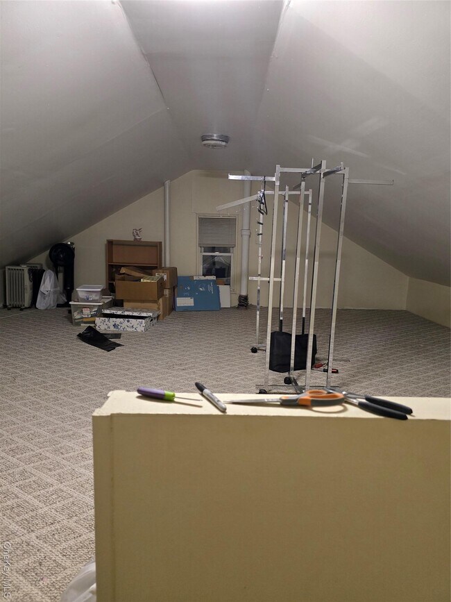 Building Photo - 85 Bucknell Rd