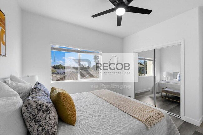 Building Photo - 1638 Elm Ave