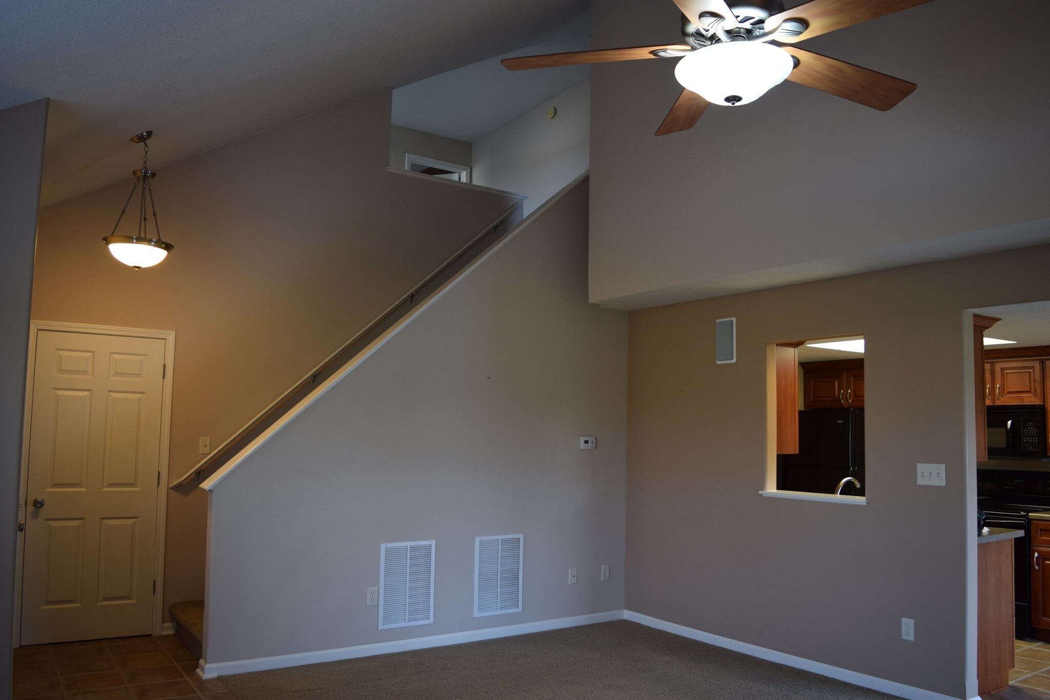 Building Photo - 10039 Oak Trail Rd
