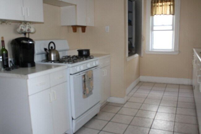 Building Photo - 3 Washburn Terrace