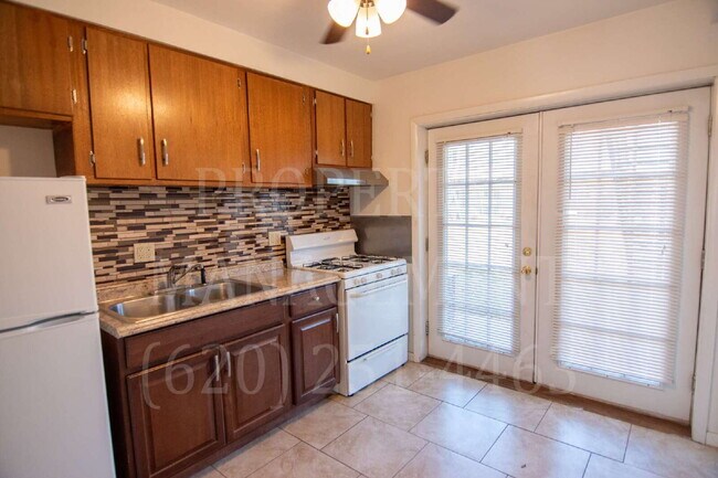 Building Photo - 1 Bedroom 1 Bath