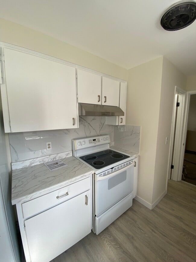 Building Photo - 2626 A St