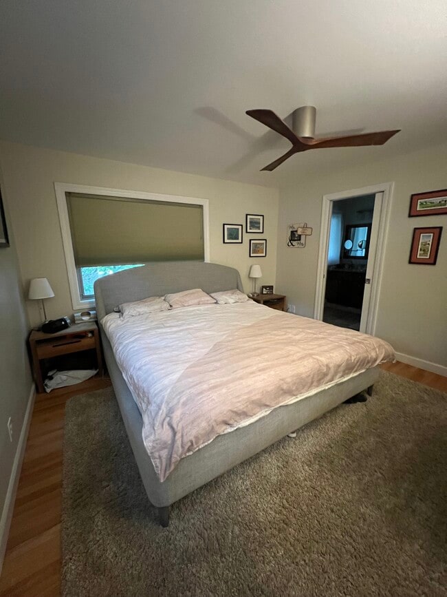 Building Photo - 2209 E Floyd Pl