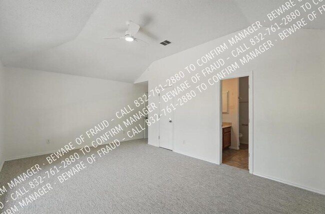 Building Photo - Creek Lot and Walking Distance to Nature P...