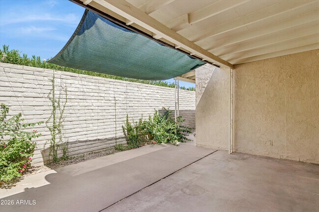 Building Photo - 5208 N 78th Way