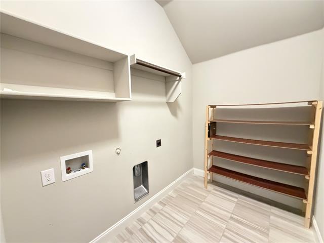 Building Photo - 7924 Buttonwood Dr