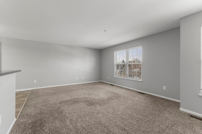 Building Photo - 13165 Turnberry